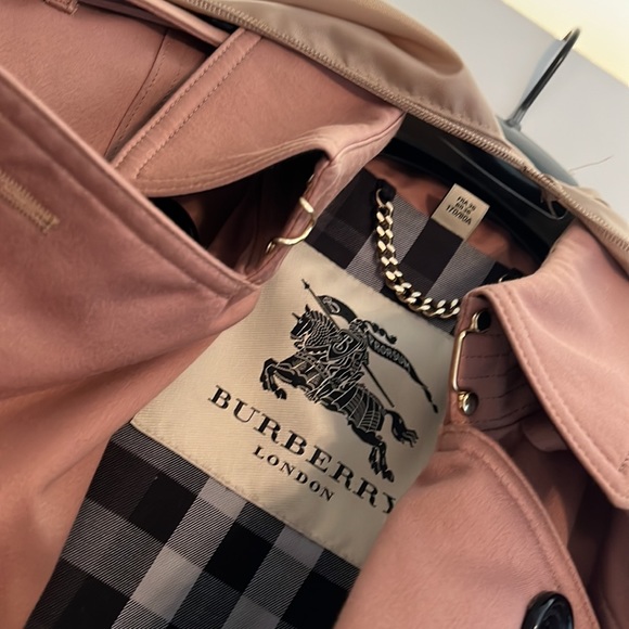 Womens (Mauve color) Burberry Coat